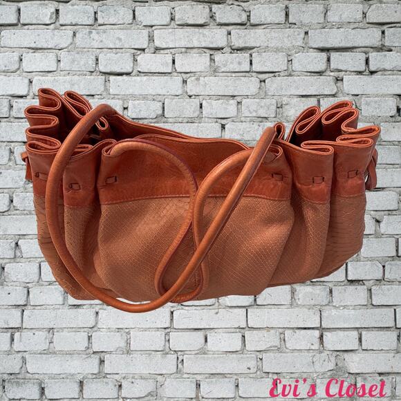 Roberta Gandolfi Italian Leather Shoulder Bag Excellent Condition. - Picture 7 of 7